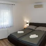 Apartment Oazis *