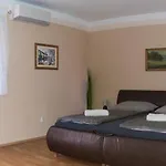 Oazis Apartment *