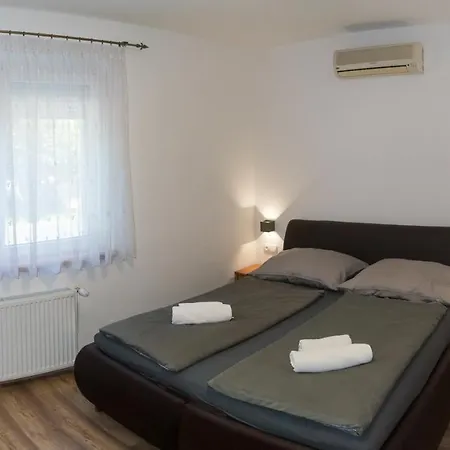 Apartment Oazis *