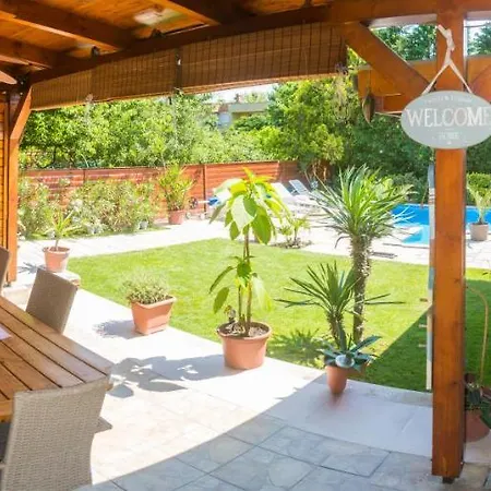 Oazis Apartament *