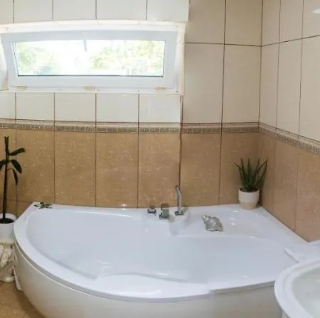Oazis Apartment *